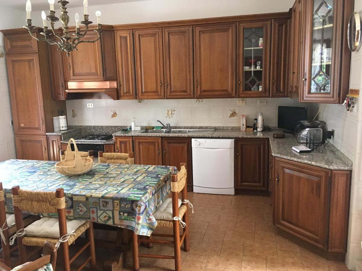Villa Belli - Luxury Villa With Saltwater Swimmingpool Agnino エクステリア 写真